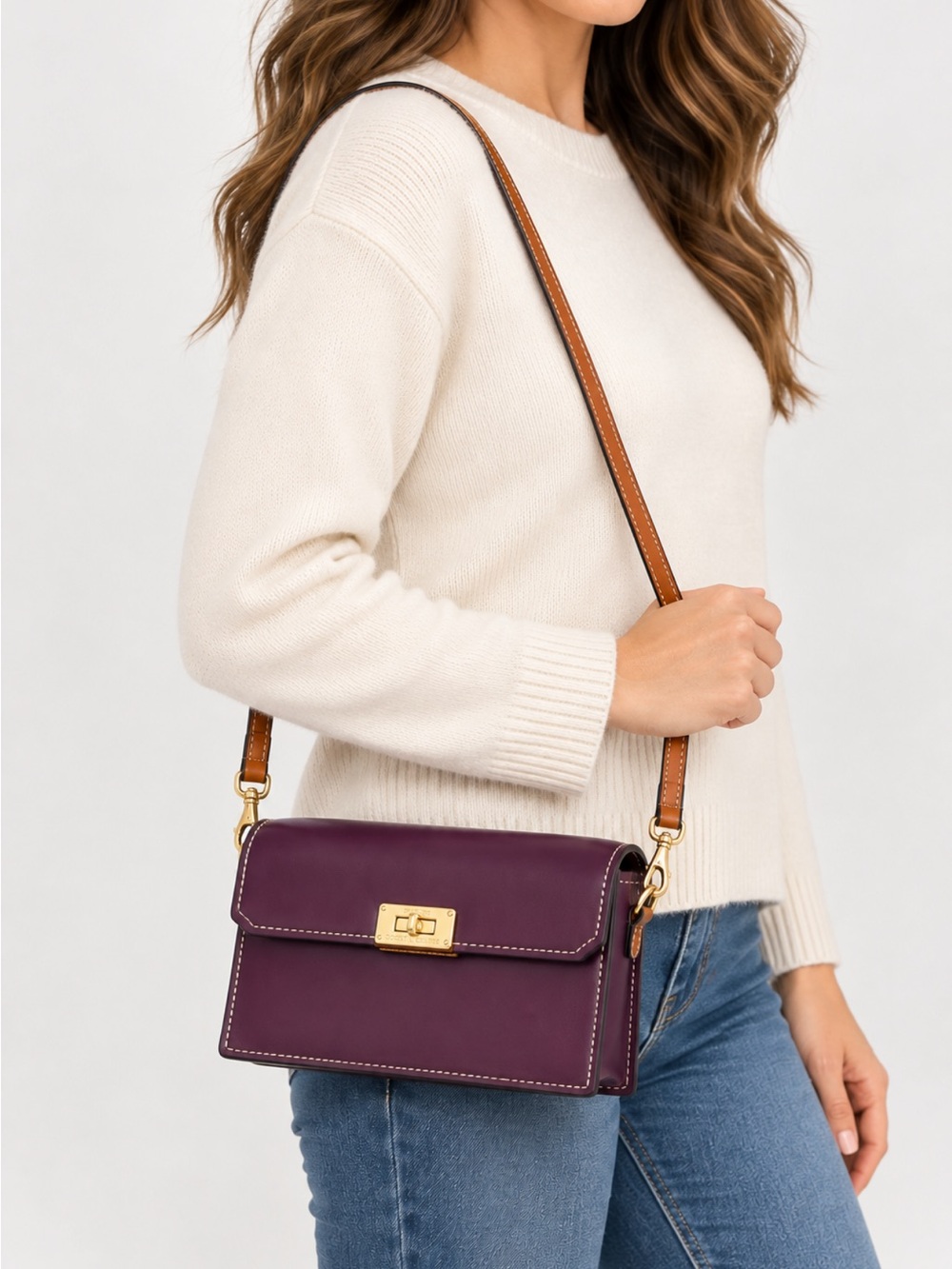 Dooney & Bourke Wexford East/West Leather Crossbody Bag NWT - Picture 2 of 10